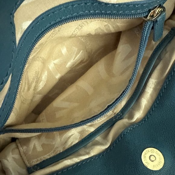 Michael Kors Handbag - Picture 7 of 14